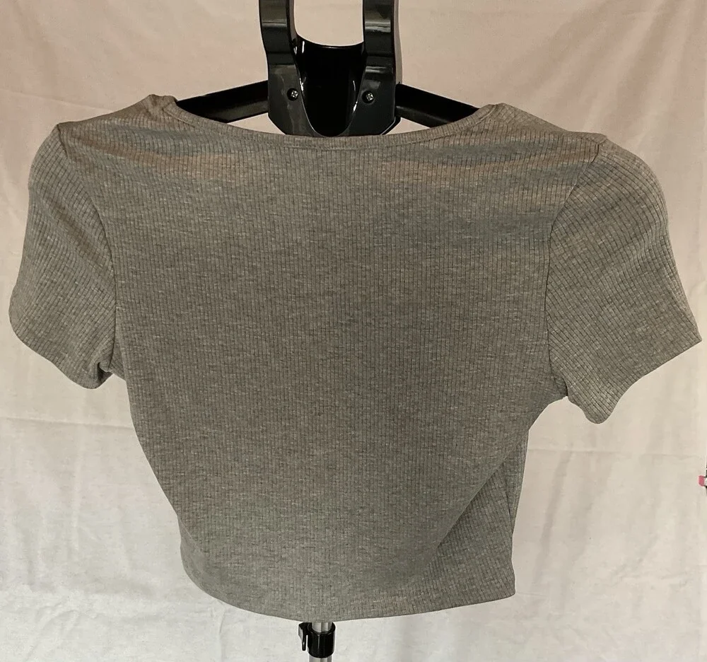 Gray Cropped V-neck Ribbed Shirt, Women’s, Size Medium